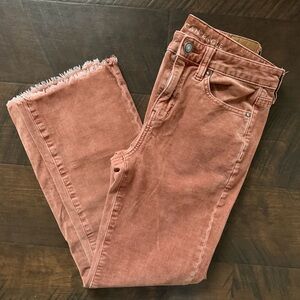 💛 American Eagle Terracotta Corduroy Ankle Jeans – Cropped 90s Fit (4)